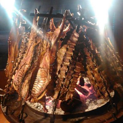 El Encuentro Asador Criollo
