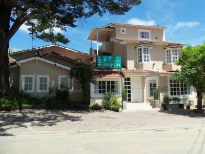 Costa Bonita