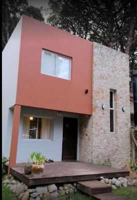 Las Acacias