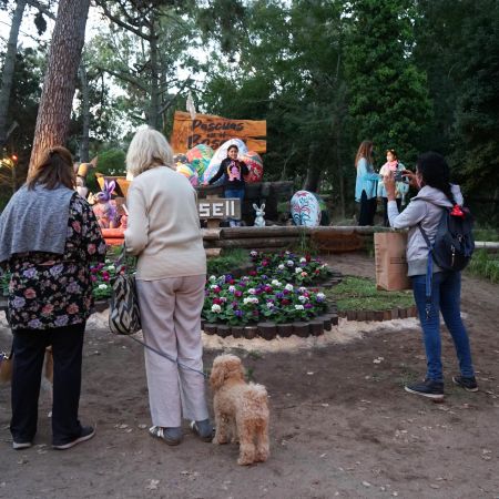 Pascuas en el bosque y Via Crucis