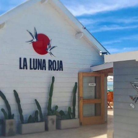 La Luna Roja