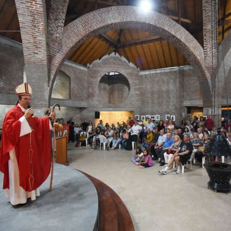 NUEVO HOMENAJE A SANTIAGO APÓSTOL