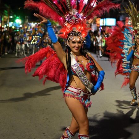 COMENZÓ EL CARNAVAL EN VILLA GESELL