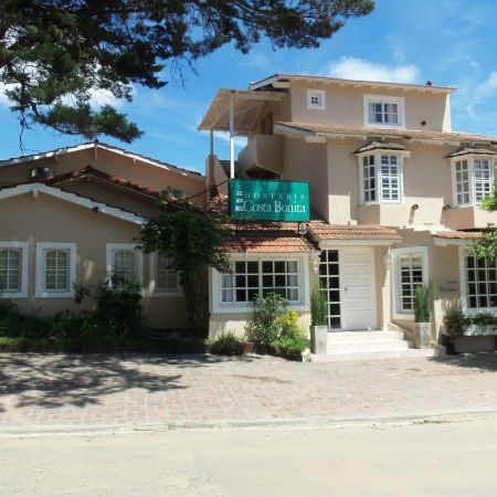 Costa Bonita