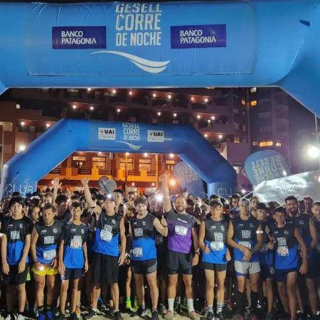 Gesell Corre de Noche