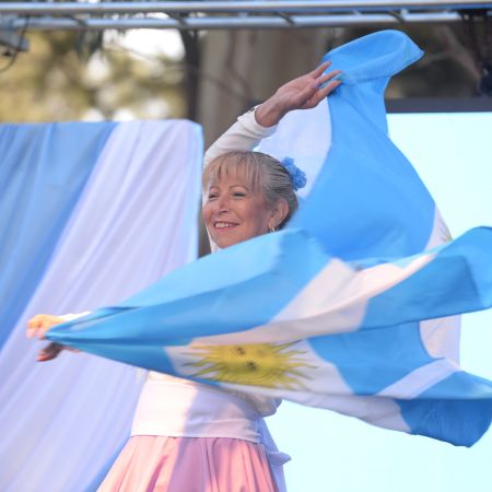 Villa Gesell: Un Calendario de Emociones entre Tradici&oacute;n, Pasi&oacute;n Mundialista e Invierno &Eacute;pico