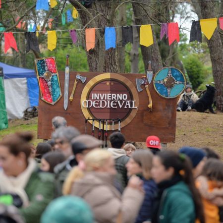 Villa Gesell: Un Calendario de Emociones entre Tradici&oacute;n, Pasi&oacute;n Mundialista e Invierno &Eacute;pico